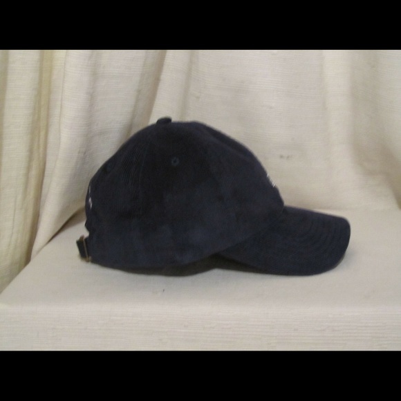 Vineyard Vines Boy’s Corduroy Hat - Picture 3 of 3